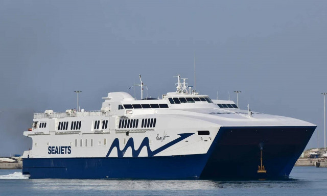 Μηχανική βλάβη στο πλοίο Power Jet - Καθυστέρηση για 1.106 επιβάτες
