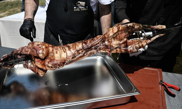 Καιρός: Πώς θα ψήσουμε τον οβελία την Κυριακή του Πάσχα – Αναλυτική πρόβλεψη μέχρι την Τρίτη