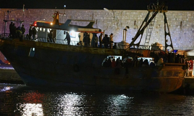 Νέα άφιξη μεταναστών νότια της Κρήτης - Ανάμεσά τους και παιδιά