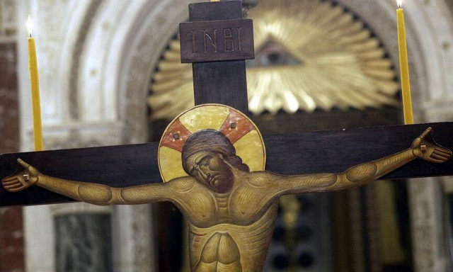 Στο Ρέθυμνο μιλούν για θαύμα: Ο Σταυρός άρχιζε να αναβλύζει Μύρο!