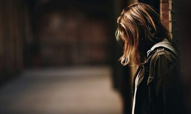 Αλεξανδρούπολη: Κρατούσαν φυλακισμένη αλλοδαπή για να την παντρέψουν - Σώθηκε μέσω του 112