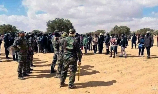 Τυνησία: Κάτοικοι κοντά στο Σφαξ απαιτούν να φύγουν οι μετανάστες