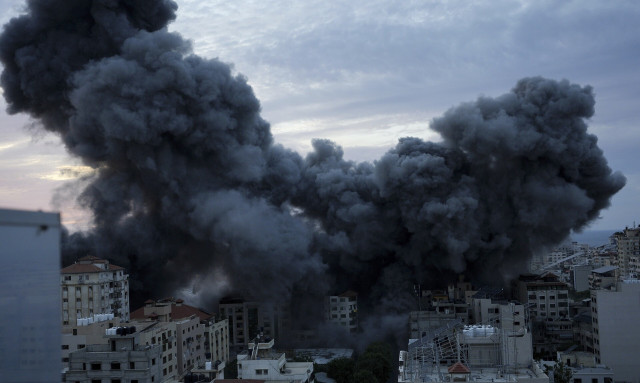 Δεκάδες ρουκέτες της Χεζμπολάχ κατά βάσης του ισραηλινού στρατού