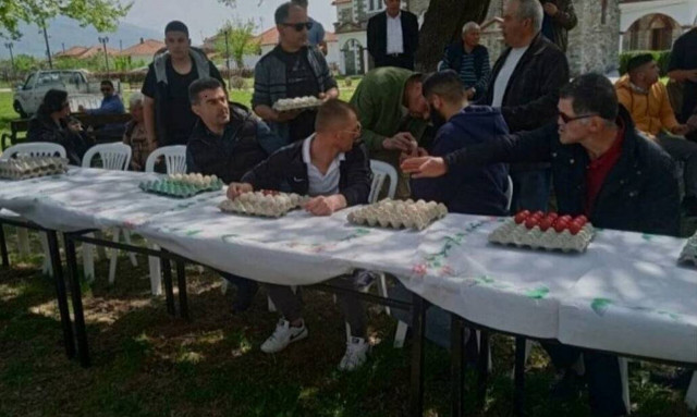 Σέρρες: Αναβιώνουν το Πάσχα οι «αβγομαχίες» στην Καστανούσα Σιντικής