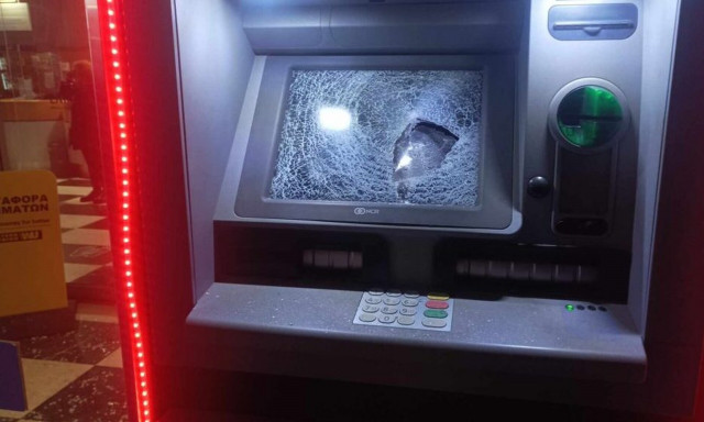 Άγνωστοι ανατίναξαν ΑΤΜ στην Πάτρα και άρπαξαν χρήματα
