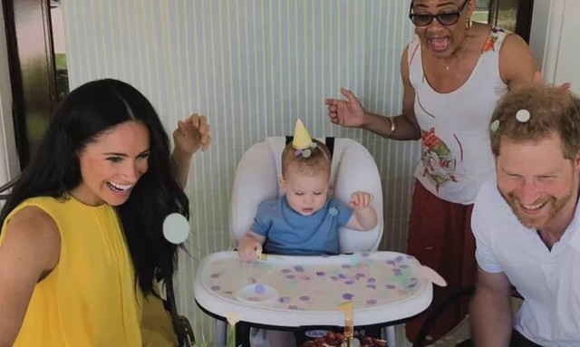 Στιγμιότυπο από προηγούμενα γενέθλια του Άρτσι