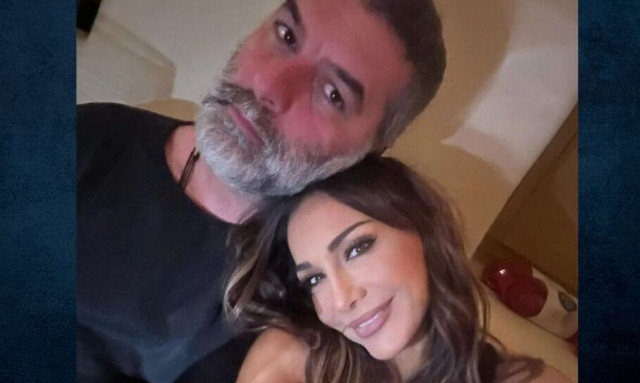 Δέσποινα Βανδή: Οι φωτογραφίες της με τον Βασίλη Μπισμπίκη από το Πάσχα στη Μύκονο