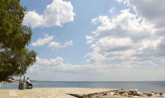 Καιρός: Κακοκαιρία σε λίγες ώρες και μετά... καύσωνας - Πότε θα «χτυπήσει»