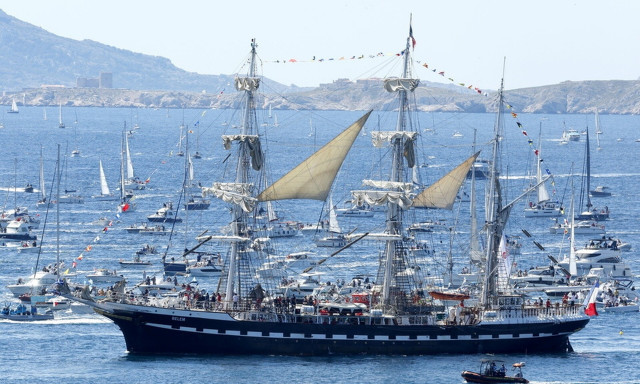 Ολυμπιακή Φλόγα: Έφθασε στη Μασσαλία το θρυλικό Belem - Όλα έτοιμα για μια υπέρλαμπρη τελετή