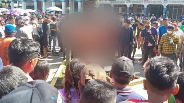 Βολιβία: Λιντσάρισαν μέχρι θανάτου τρεις μαφιόζους απαγωγείς μέσα σε αστυνομικό τμήμα