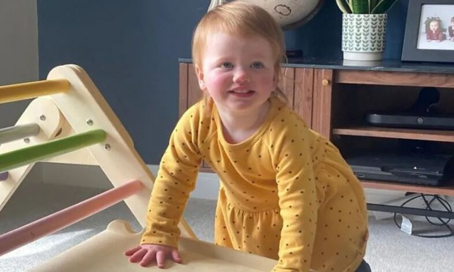 Μωρό εκ γενετής κωφό βρήκε την ακοή του χάρη σε πρωτοπόρα γονιδιακή θεραπεία