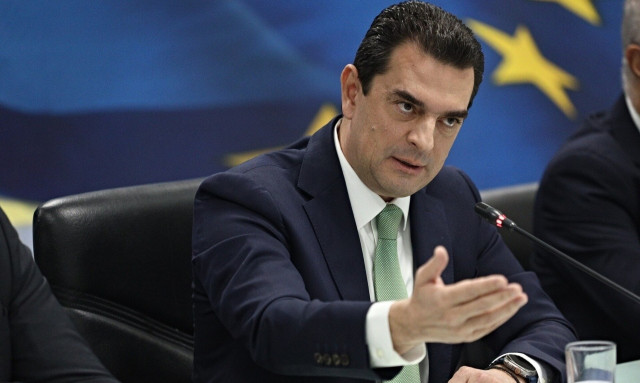 Development minister meets with Cosco chairman, PPA management