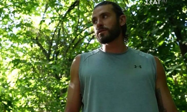 Survivor - Φάνης για Γιώργο: «Ούτε ο ίδιος δεν καταλαβαίνει τι λέει, είναι εριστικός»