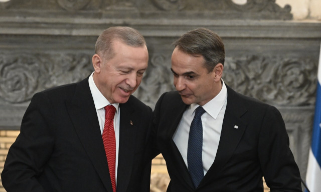 Συνάντηση Μητσοτάκη - Ερντογάν: Το παιχνίδι του μουντζούρη και το μικρό καλάθι