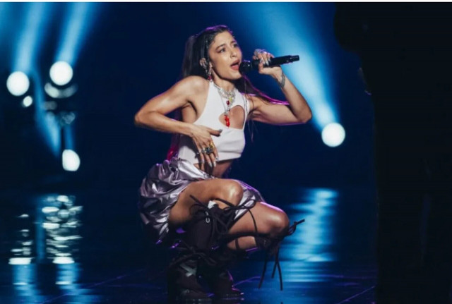 Μαρίνα Σάττι: «Ένιωσα συγκινημένη όταν την είδα στη σκηνή» - Η μητέρα της μίλησε στην κάμερα