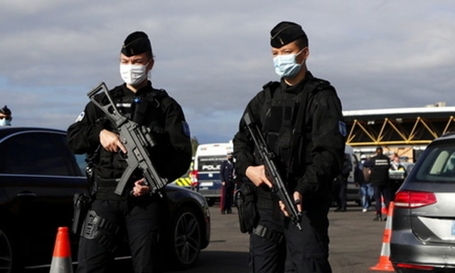 Γαλλία: Βρέθηκε διαμελισμένο πτώμα σε βαλίτσα