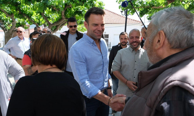 Κασσελάκης: Περιοδεία με επισκέψεις στην Κάρλα και στο Πήλειο