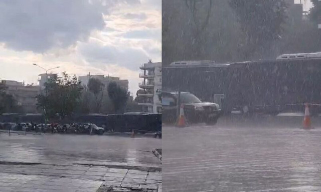 ΠΑΟΚ - Ολυμπιακός: Άνοιξαν οι ουρανοί στη Θεσσαλονίκη - Έντονη βροχόπτωση στην Τούμπα (vid)