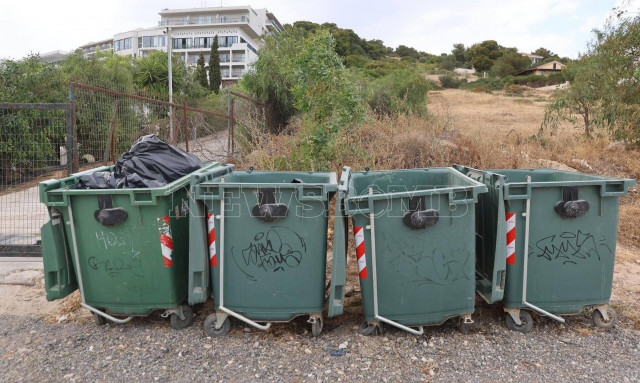 Βραυρώνα: Η απόλυτη φρίκη - Ζωντανό γεννήθηκε το βρέφος που πέταξαν στα σκουπίδια