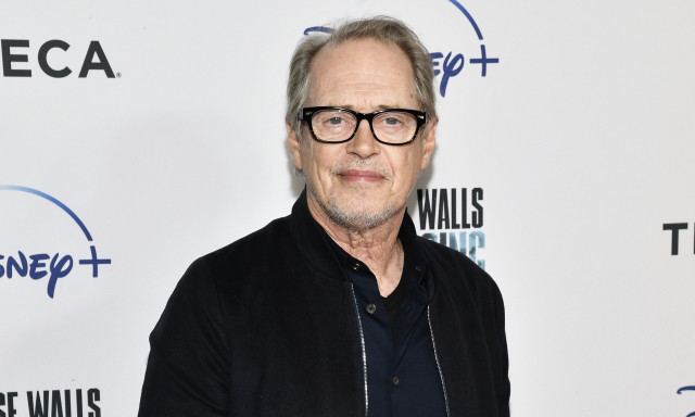 Steve Buscemi: Τον ξυλοκόπησαν σε δρόμο της Νέας Υόρκης – Μεταφέρθηκε στο νοσοκομείο