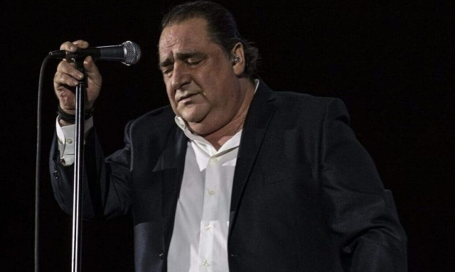 Βασίλης Καρράς: «Ο καρκίνος έχει κάνει μετάσταση σε διάφορα σημεία του κορμιού μου»