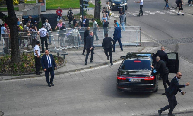 Πρώτη απόπειρα δολοφονίας Ευρωπαίου πρωθυπουργού 38 χρόνια μετά τον Ούλοφ Πάλμε