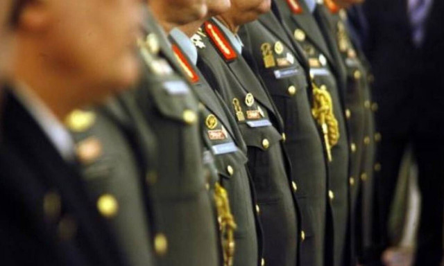 Συντάξεις: Έρχονται αναδρομικά 36 μηνών για τους απόστρατους - Πίνακες με τα ποσά