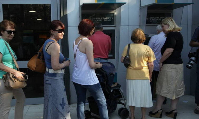 Ανοιχτές τράπεζες και Σάββατο - Ποιες είναι, αλλάζει το ωράριο