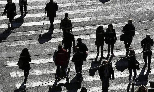 Συντάξεις: Πόση θα πάρετε αν χρωστάτε έως 30.000 ευρώ - Πίνακας με τα ποσά