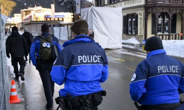 Σοκ στην Ελβετία: Έξι τραυματίες από επίθεση με μαχαίρι σε περαστικούς - Τι ξέρουμε για τον δράστη