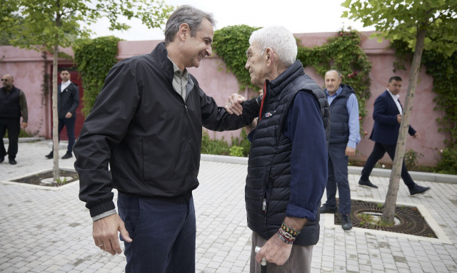 Κυριάκος Μητσοτάκης: Στο κτήμα «Κυρ-Γιάννη» με τους Γιάννη και Στέλιο Μπουτάρη