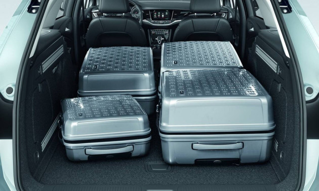 Τι απαγορεύεται να μεταφέρετε στο πορτμπαγκάζ του αυτοκινήτου σας - Τα πρόστιμα