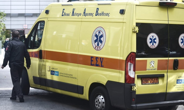 Λάρισα: Μητέρα χαροπαλεύει γιατί έπαθε εγκεφαλική αιμορραγία μετά τη γέννα