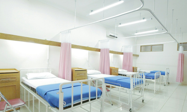 Φρίκη! Σαπίζουν τα πτώματα ασθενών μέσα στα βρετανικά νοσοκομεία γιατί δεν έχουν πού να τα βάλουν