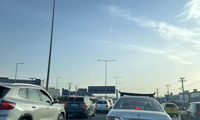 Κίνηση στους δρόμους: Απέραντο πάρκινγκ ο Κηφισός