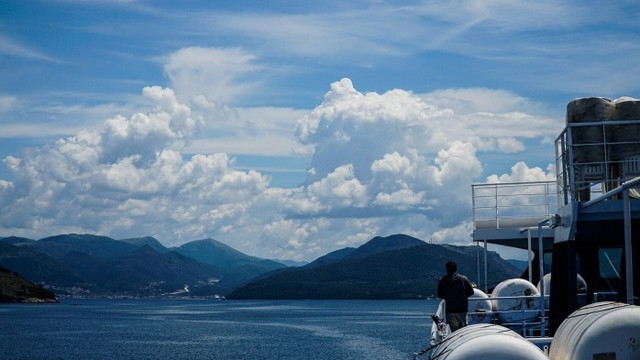 Καιρός: Λασποβροχές, τοπικοί όμβοι και καταιγίδες στα ορεινά