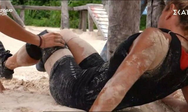 Survivor: Αγωνία για τον σοβαρό τραυματισμό παίκτριας των Μπλε - «Γύρισε το γόνατο μου» φώναξε