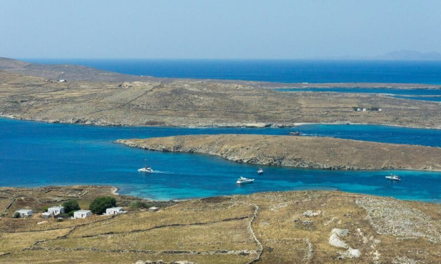 «Βόμβα» Συνολάκη: Ένα κομμάτι της Δήλου σε 50 χρόνια θα έχει βυθιστεί