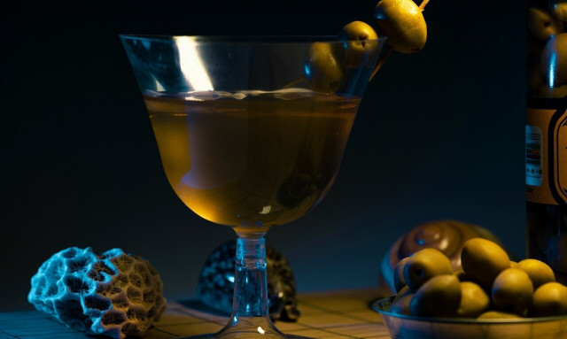 Ελαιόλαδο: «Ζαλίζουν» οι τιμές στα σούπερμαρκετ - Οι Έλληνες έχουν μειώσει την κατανάλωση