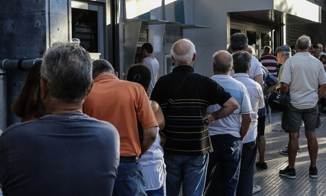 Δεν γίνεται συζήτηση για τα όρια ηλικίας συνταξιοδότησης