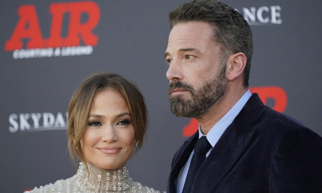 Τζένιφερ Λόπεζ: Φουντώνουν οι φήμες χωρισμού - Προσπαθεί να σώσει τον γάμο της με τον Μπεν Άφλεκ
