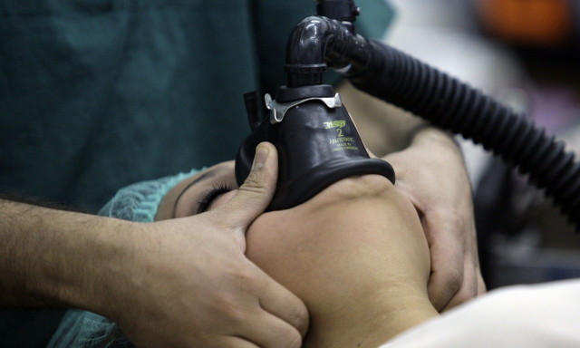 Θύμα και 2η γυναίκα του γιατρού που έκανε λιποαναρρόφηση στην κομμώτρια της Πάτρας