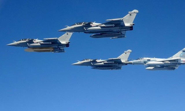 Γαλλία: Πρώτη δοκιμαστική εκτόξευση πυρηνικού πυραύλου νέας γενιάς από μαχητικό αεροσκάφος Rafale