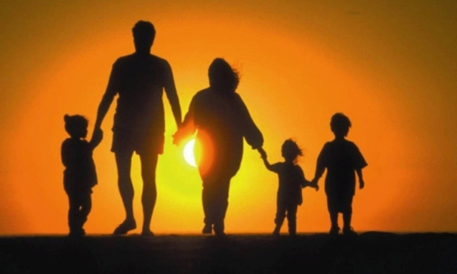 Οι τρίτεκνοι γίνονται πολύτεκνοι - Τι αναφέρει ο Πρόεδρος Τριτέκνων στο Newsbomb.gr