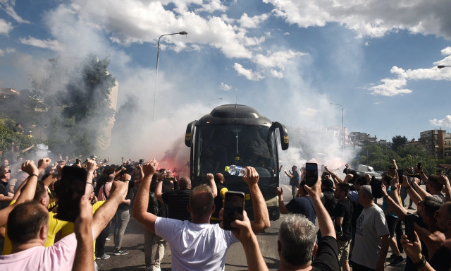 Τελικός Κυπέλλου: «Χαμός» στην αναχώρηση της αποστολής του Άρη