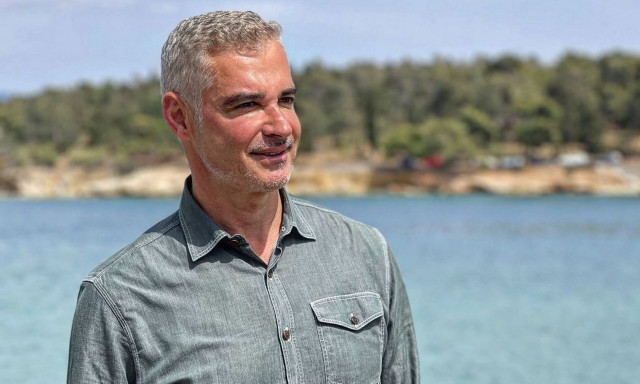 Σκληρός: Τρώει και φασολάδα λαδερή με ρέγκα