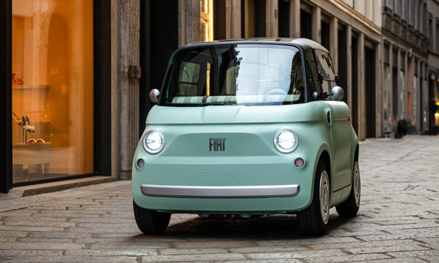 Η ιταλική κυβέρνηση τα βάζει με τη Fiat