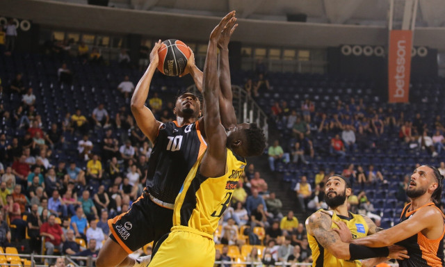 Αθλητικές μεταδόσεις: Πού θα δείτε Προμηθέας - Άρης, τελευταίο ματς της Φιορεντίνα πριν τον τελικό