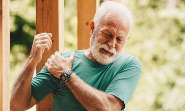 Πέντε απλές συμβουλές για να διατηρήσετε τις αρθρώσεις σας υγιείς σε οποιαδήποτε ηλικία
