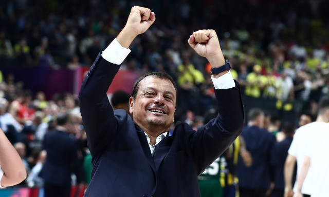 «Μπράβο» φώναζε ο Αταμάν στα αποδυτήρια – «Δεν τελειώσαμε, θέλουμε ένα ακόμα»!